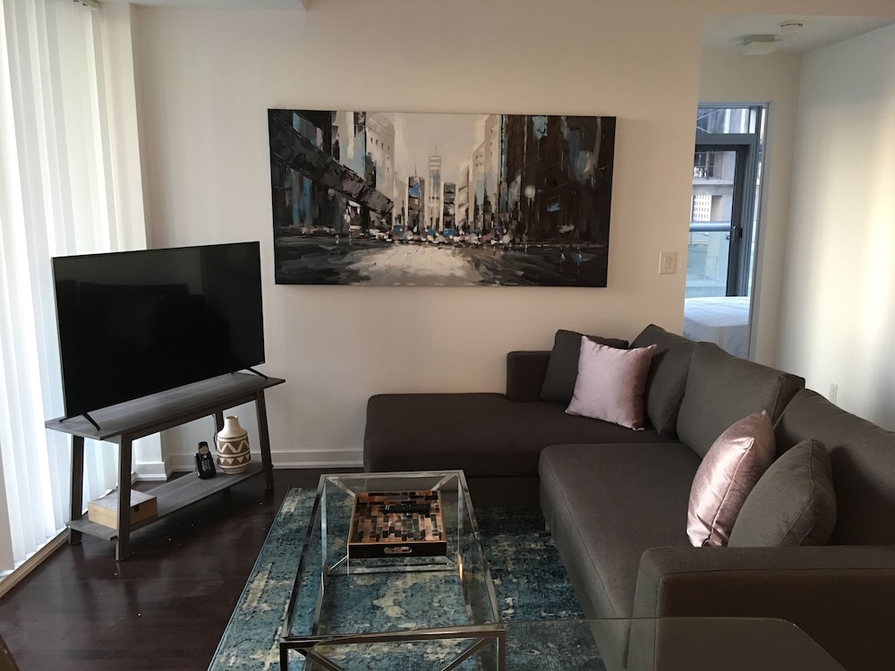 TO Stays - York and Lakeshore - Image 3