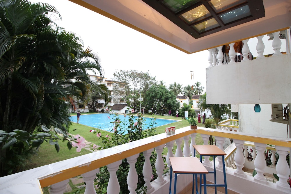 OYO 9788 Home 1 BHK Near LPK Waterfront