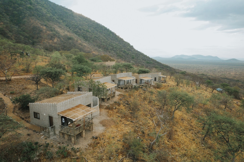 RUAHA HILLTOP LODGE