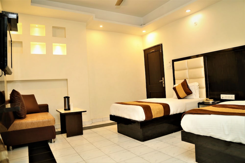 Hotel Suzi International