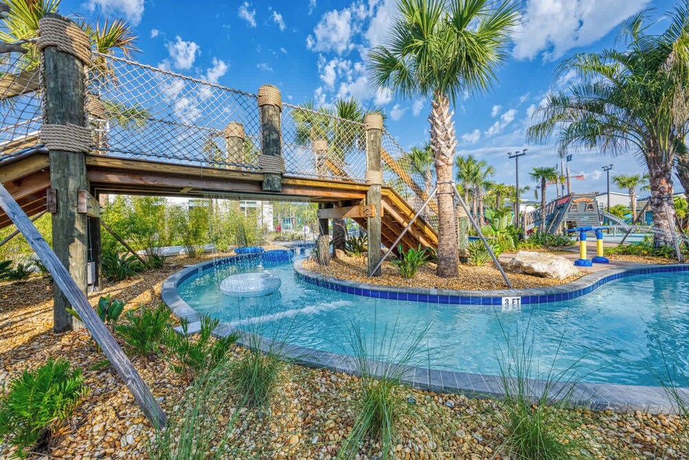 Chic & Fun Family Stay 10 Mins to Disney