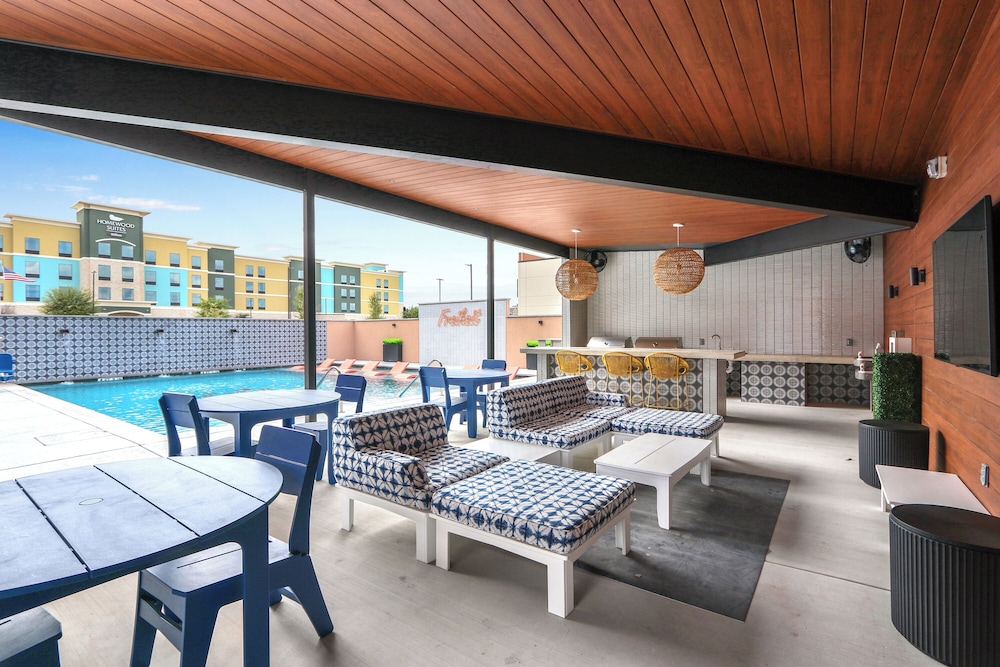 Modern Hill Country Condo for 4 w/ Resort Perks!