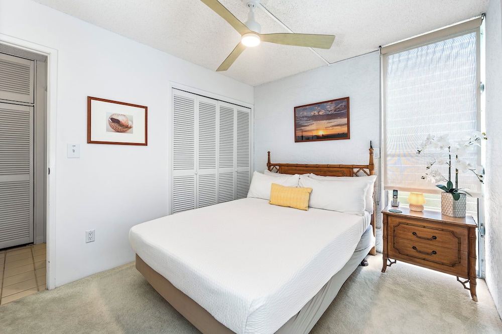 Beautiful Ocean Views - Close to Town - Wifi - Vrkcv