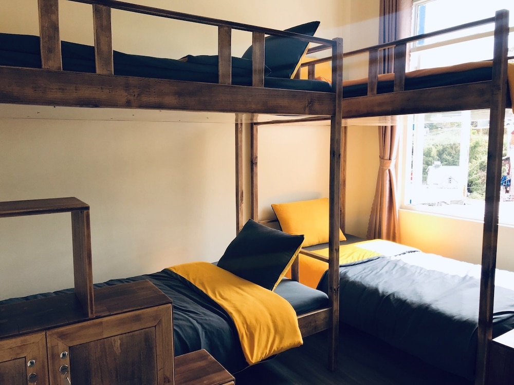 Photo 18