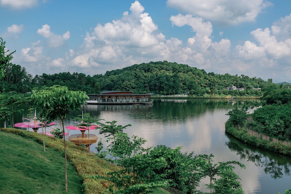 Lamori Resort & Spa
