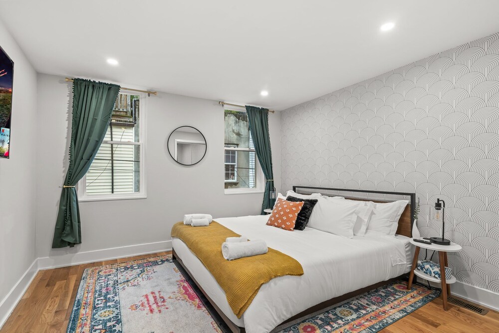 Stylish 3-Bedroom Home in Philly - Property Image 2