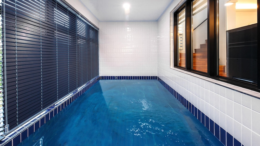 Gosung Shalala Private Pool & Spa Villa - Image 5