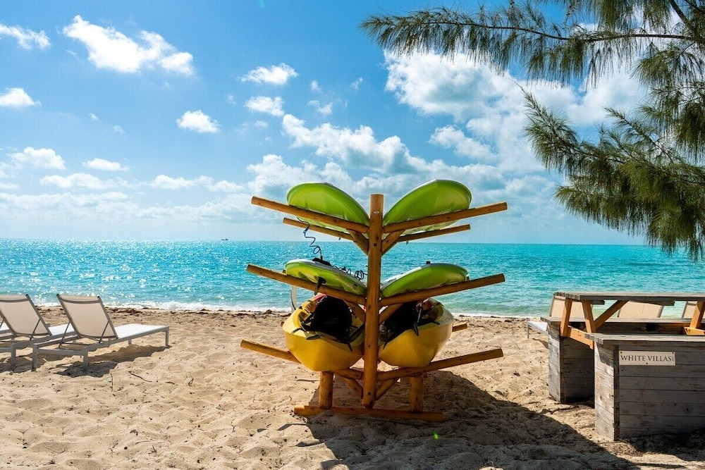 Seaside Family Vacation Villa, Hotel Amenities v2