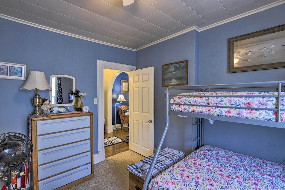 Eclectic Manitowoc Vacation Rental Near Marina! view 4