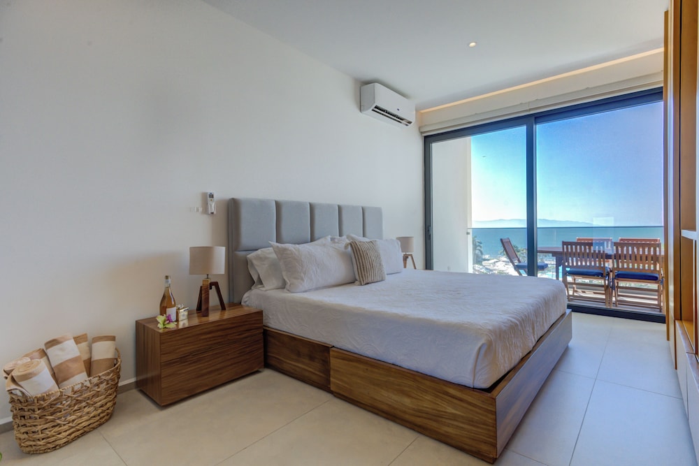 Aria Ocean Condominios