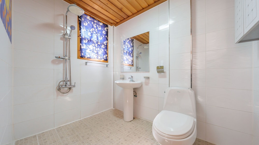 Daecheon Ocean Forest Pension