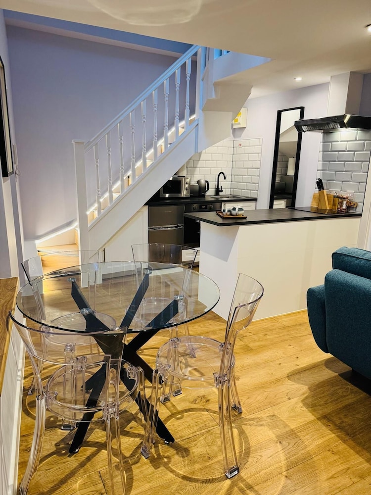 Leicester Square 1st Floor Studio