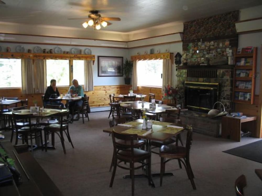 Swiss Alaska Inn