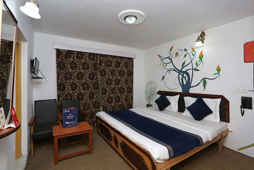 OYO 9083 Hotel Palace Pahalgam