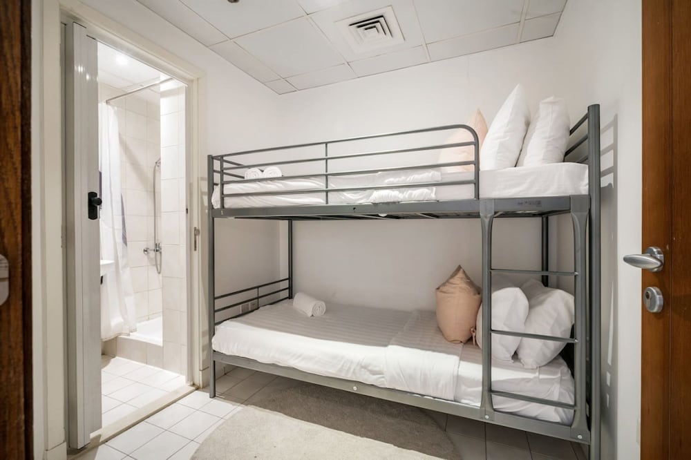 Luxury 2BR Maid Enjoy Stunning Marina View