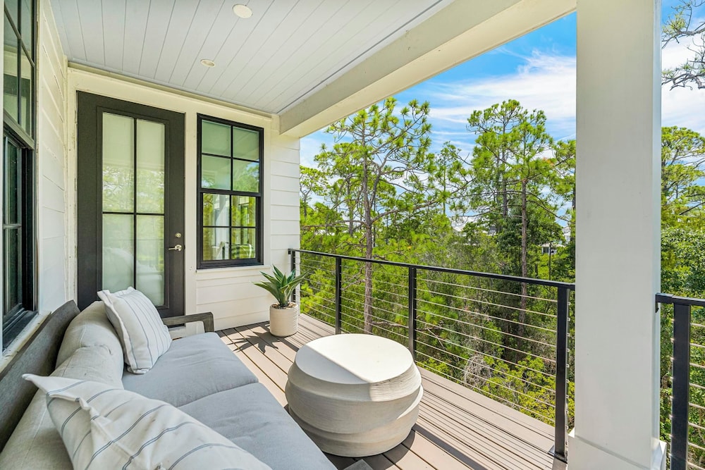30A Beach House - Mia's Beach House