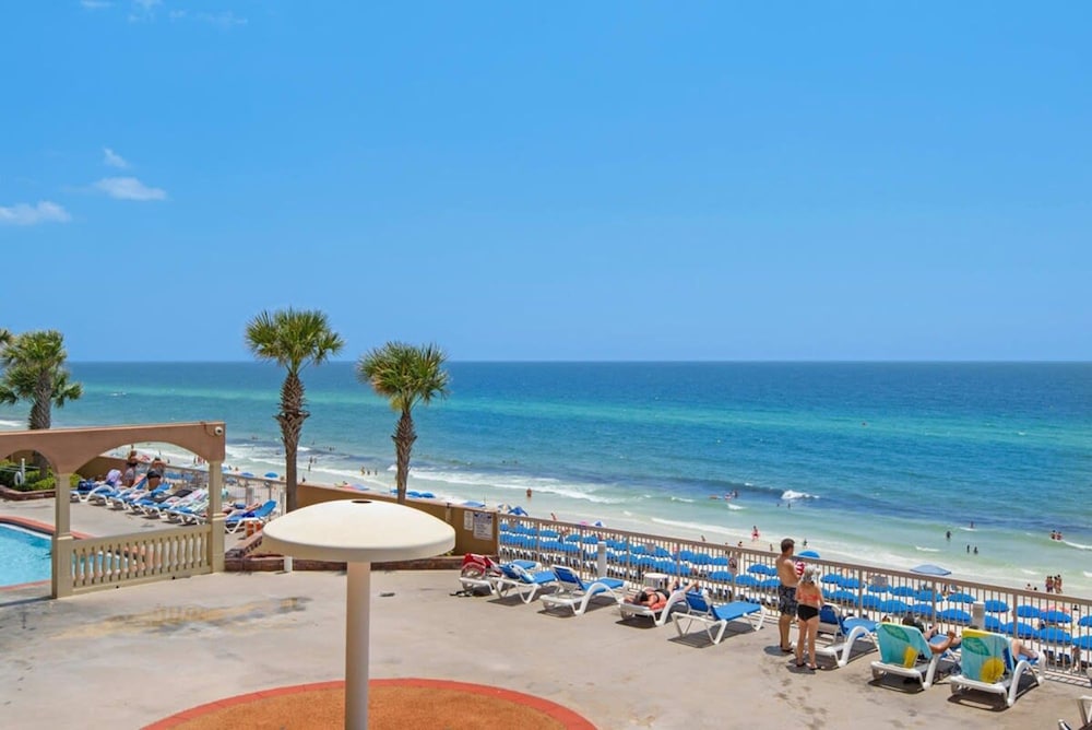 Coastal Condo 707 by Brightwild Beachfront