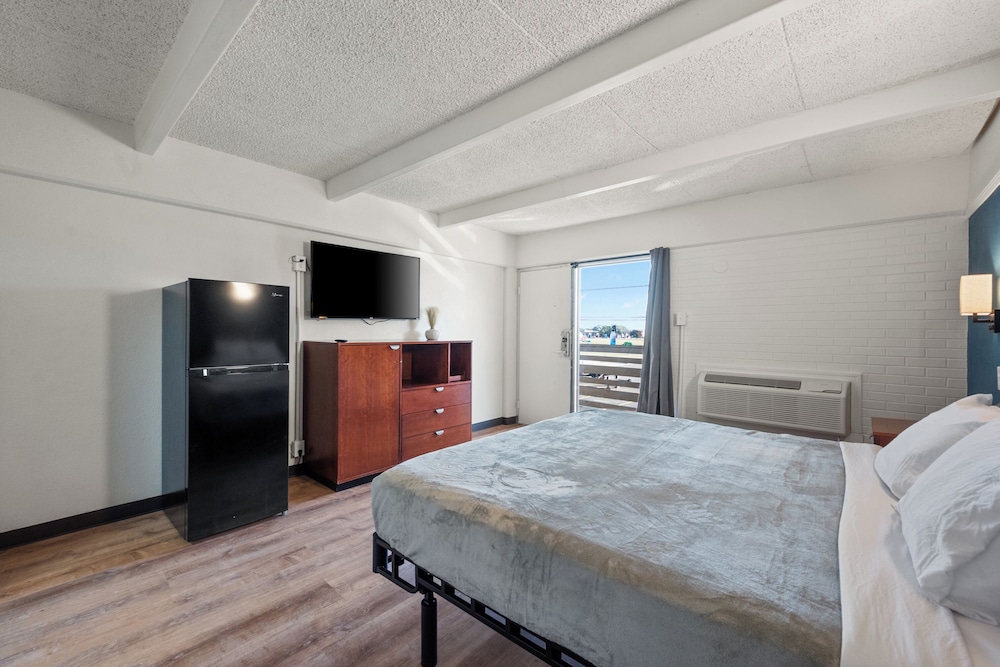 Southern Springs Extended Stay