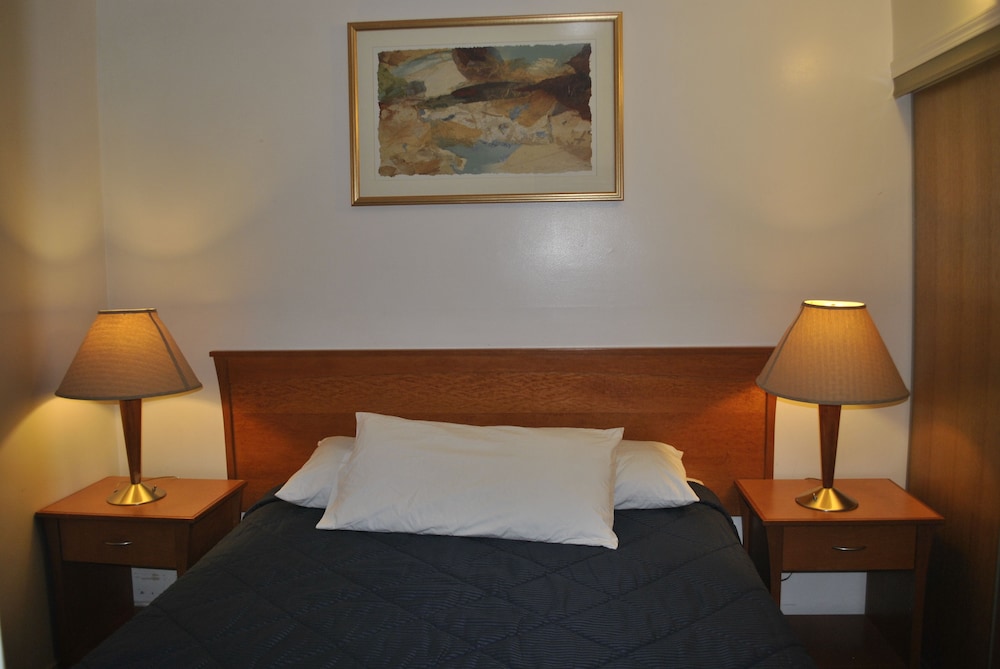 Neepawa motel