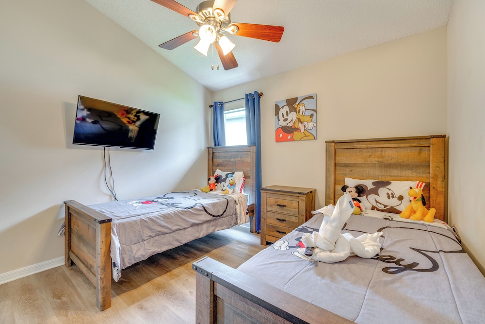 Game Room & Private Pool: Clermont Gem Near Lakes