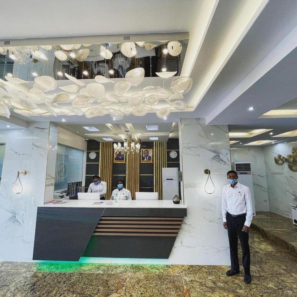 Lagos Vacations - God's Touch Apartment - Property Image 5