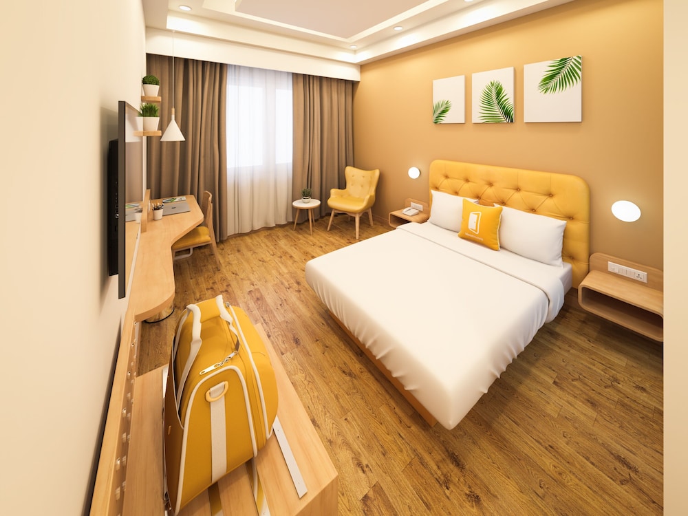 Bloom Hotel - M Block GK2