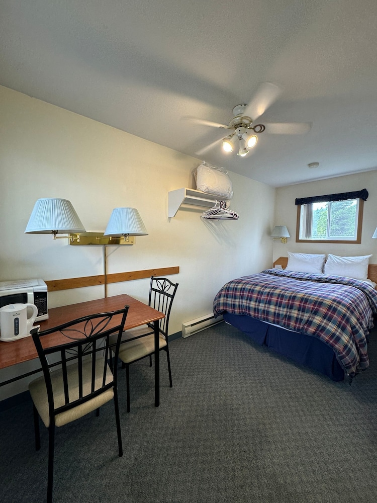Blue River Motel