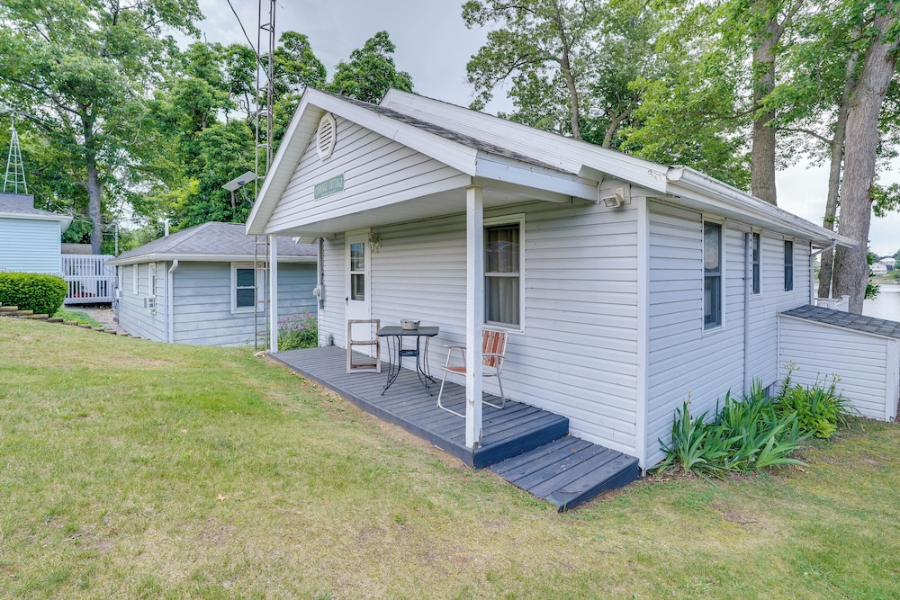 Dock & Kayak - Waterfront Retreat on Gilead Lake!