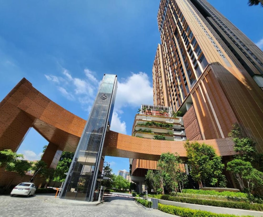 Lucentia at Kuala Lumpur by Veedu Hauz
