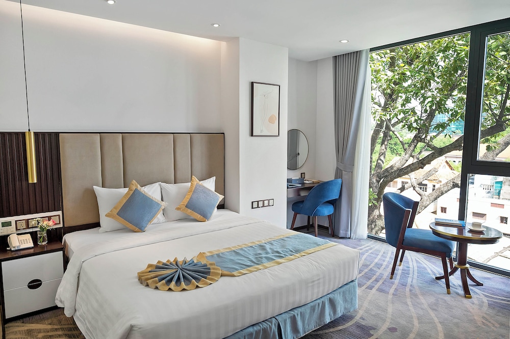 22Land Hotel Saigon 16
