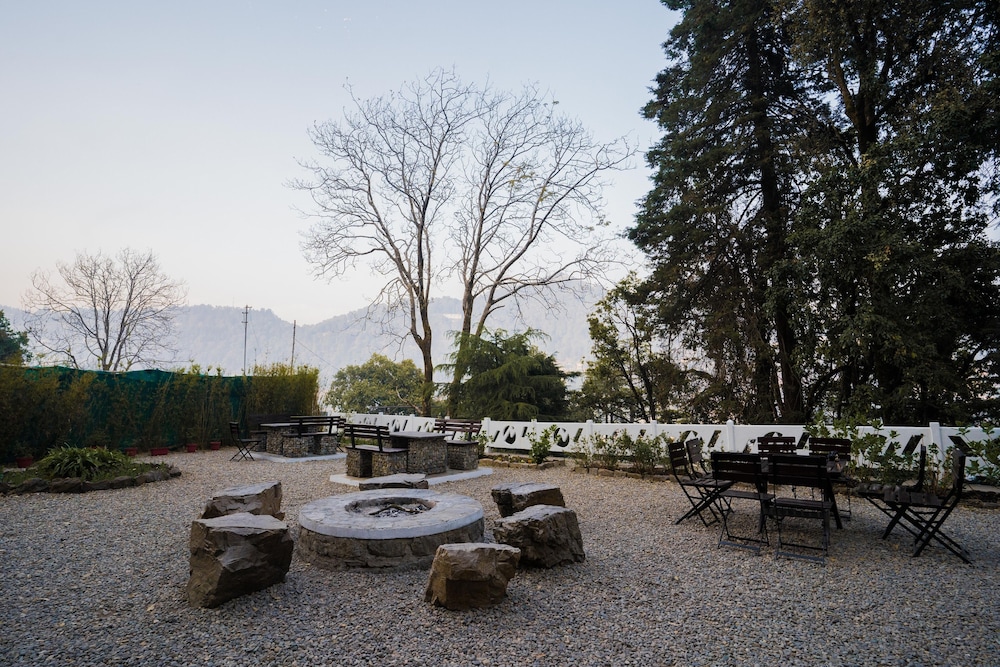 Bhikampur Lodge By Howard view 2