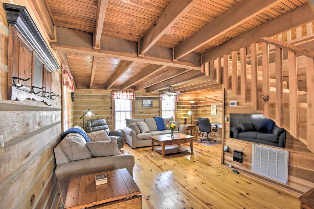 The Lake Place Cabin w/ Golf Cart  Free Kayaks! - Property Image 12