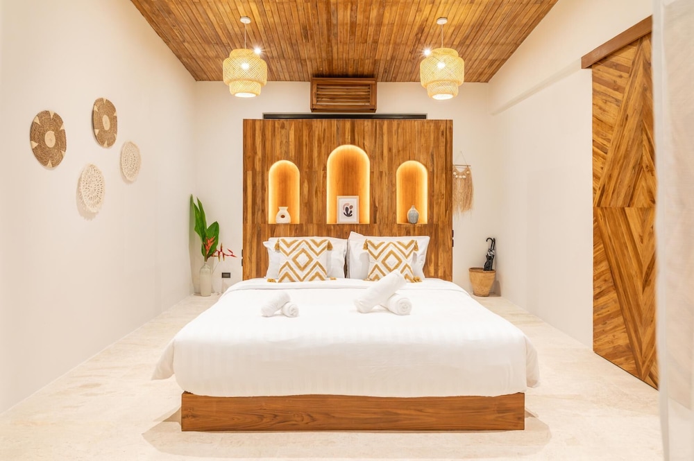 1Bedroom Villa Close to Fisherman KBR27