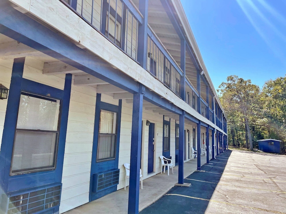 Scottish Inns Osage Beach