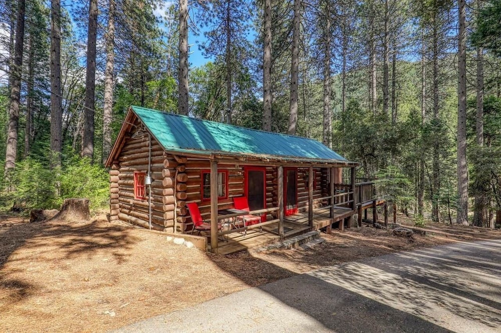 Yuba River Inn