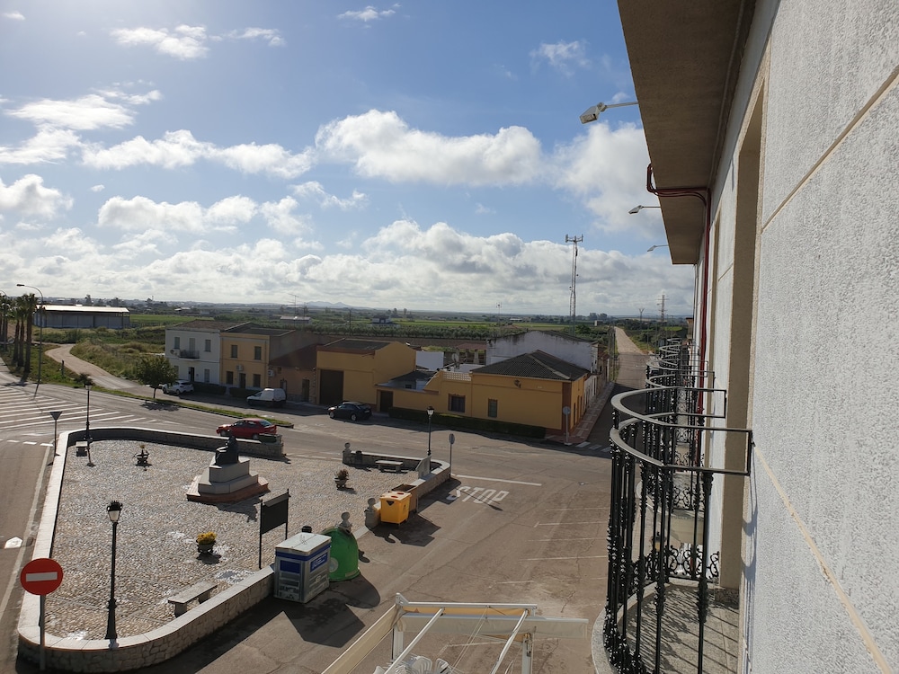 Mesón-Hostal La Cabaña view 3