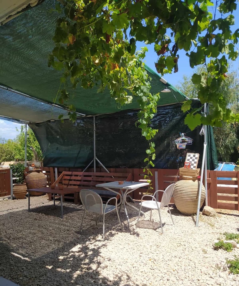 Marina s Holiday Retreat in Romanos