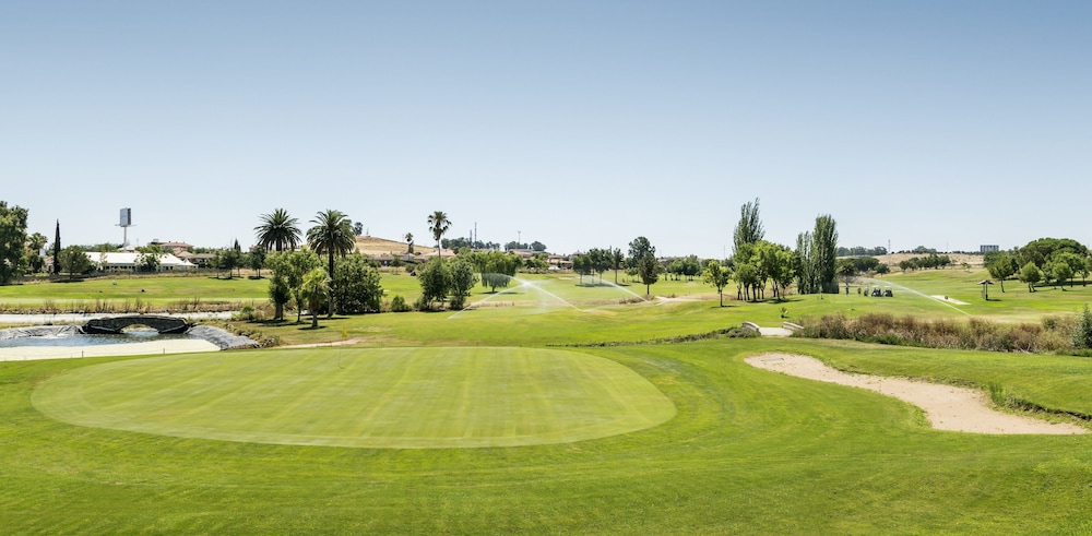 Badajoz Vacations - Hotel ILUNION Golf Badajoz - Property Image 6