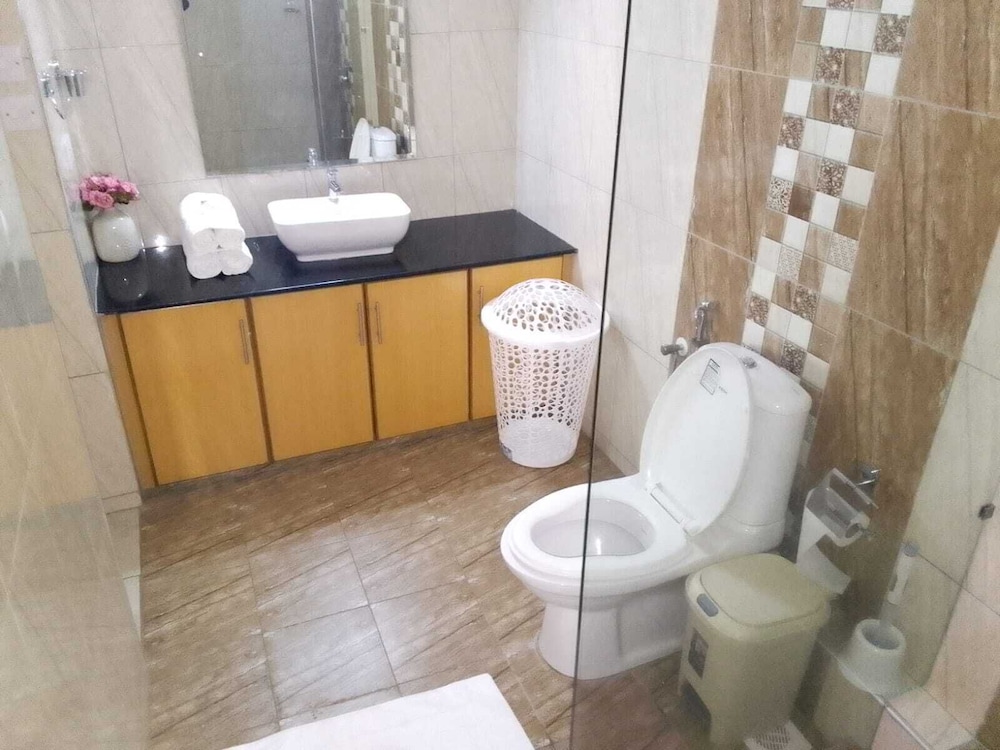 Lux Suites Jumbo Apartments kisumu