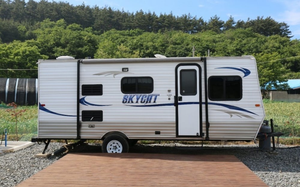 Taean Mom Village Caravan Camping view 3