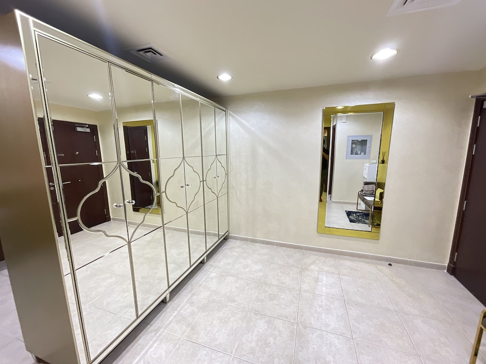 Dubai Marina Elite Residences Retreat