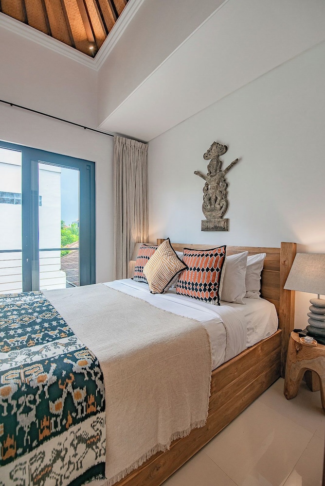 Sister Suites