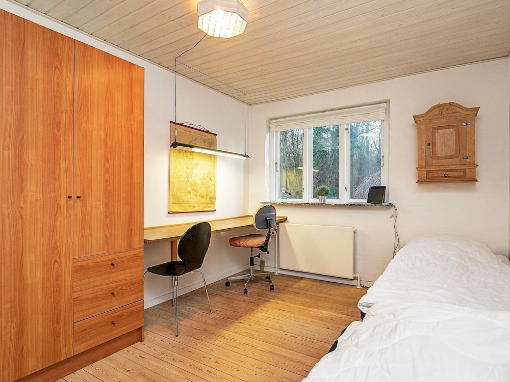 Gorgeous Holiday Home in Syddanmark Near Sea view 4