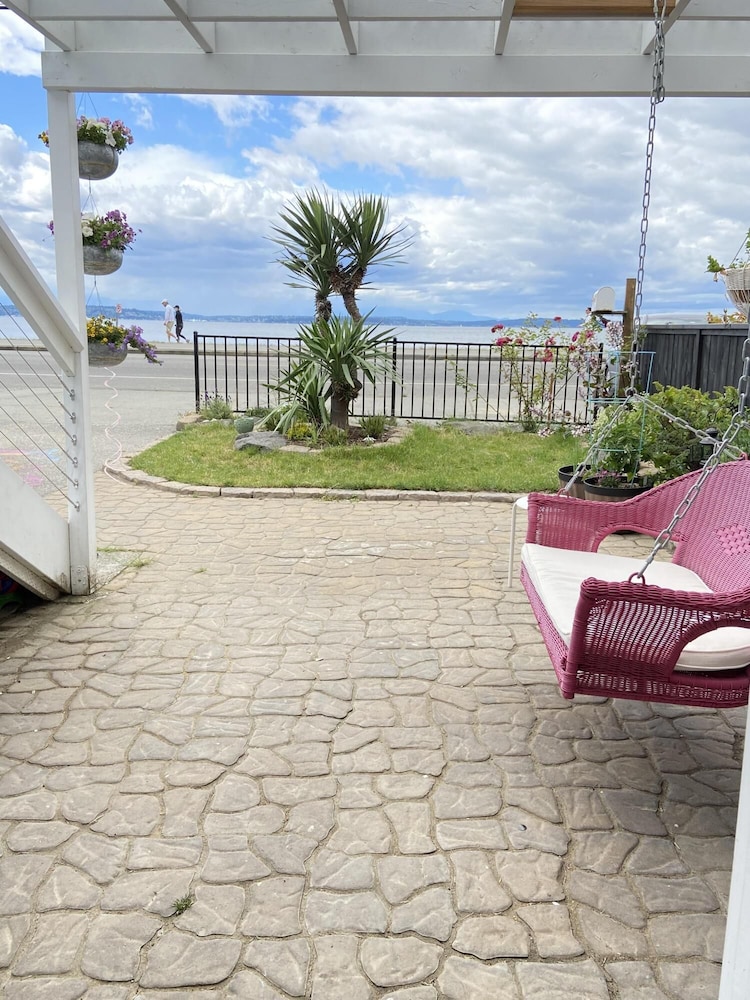 2BR 2BA Alki Beach Waterfront Retreat Extended Stay, Zdjęcie 11