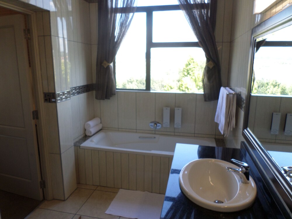 The Links Corporate Guest House
