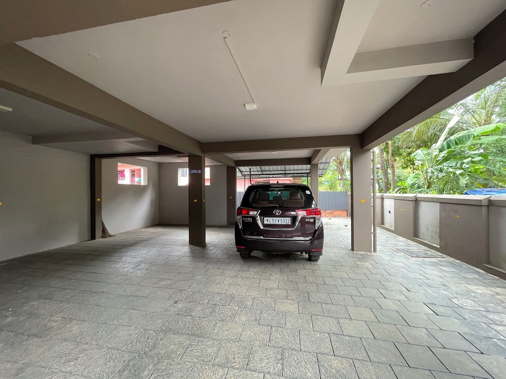 Town Inn Apartments