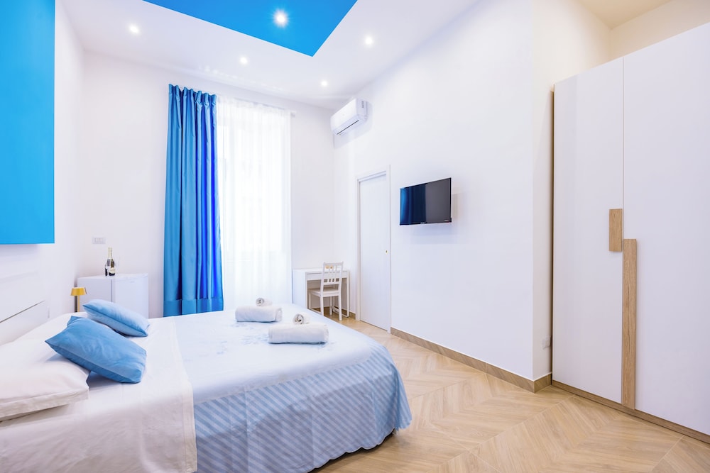 Essentia Home