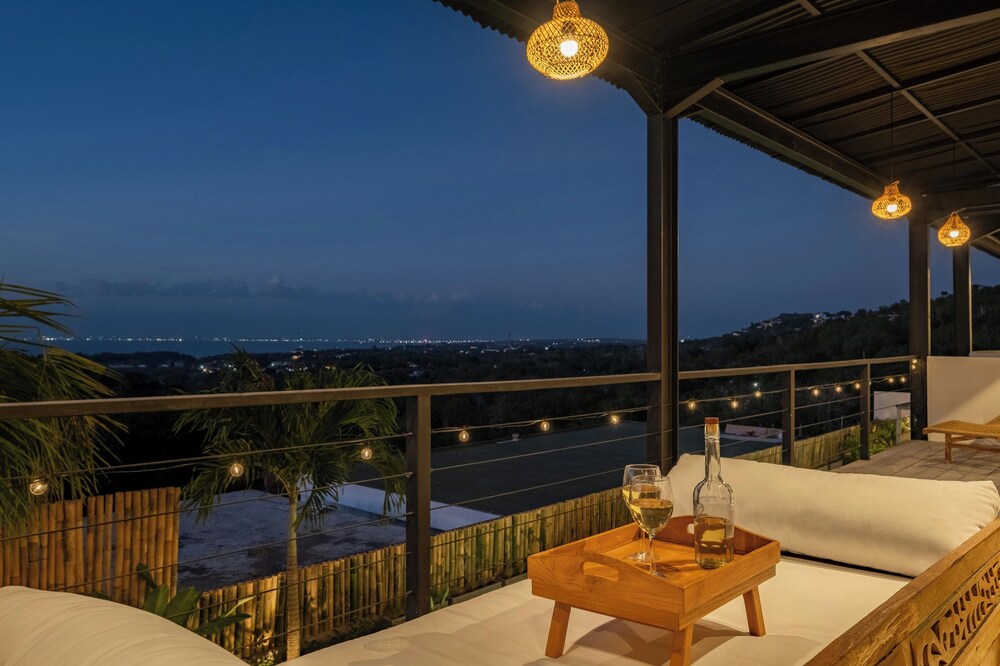 Ahimsa Uluwatu - Ocean View Villa