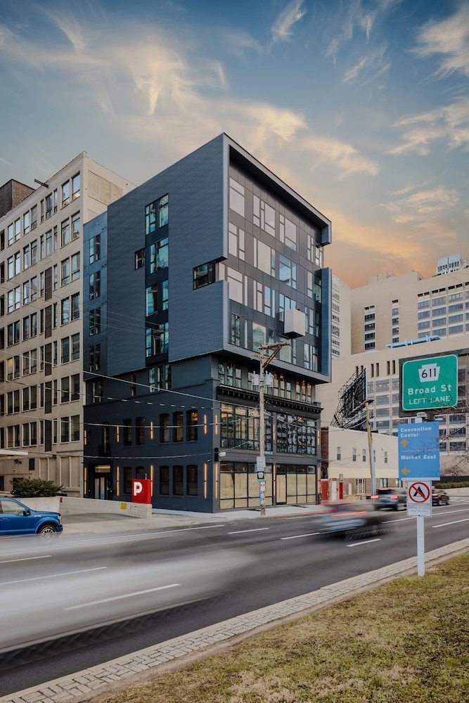 Sosuite One Bed Apt Accessible w Rooftop Gym Laundry