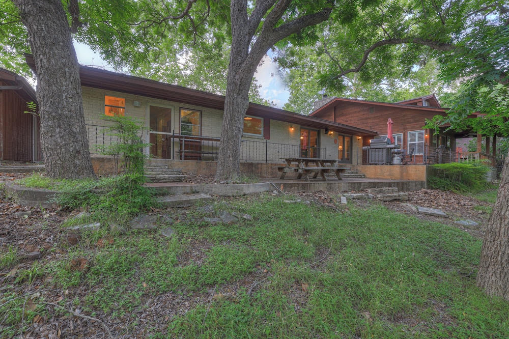 Riverfront Family Getaway on the Guadalupe